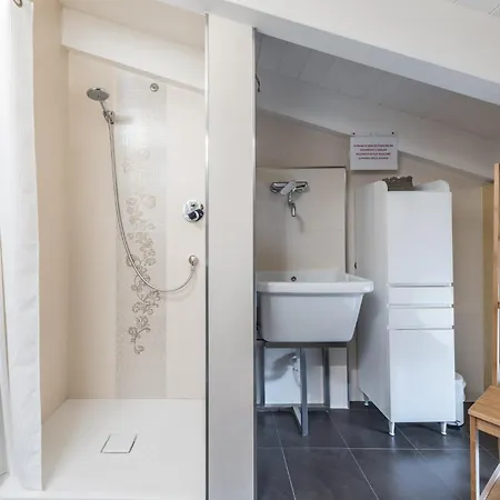 La Dimora Nel Parco Konukevi Modena